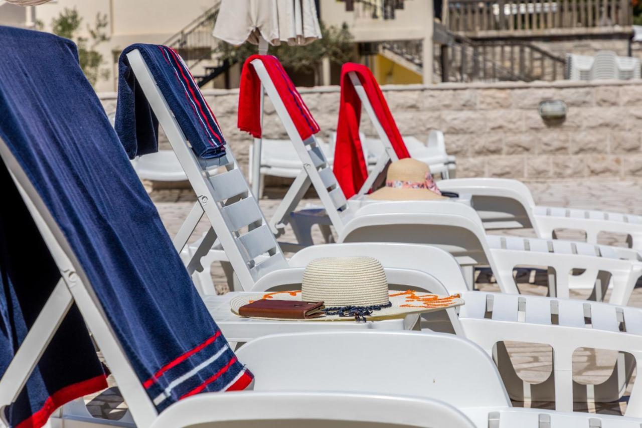 Apartments Tamaris Tivat Exterior foto
